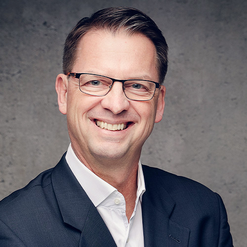 Peter Bruenke, Partner